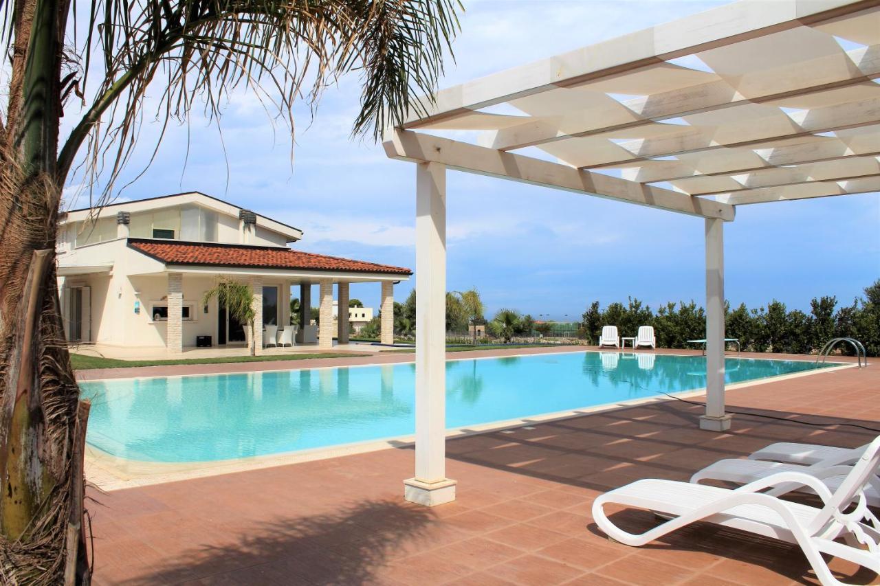 Villa Maria - Apartments In Villa With Pool Polignano a Mare Luaran gambar